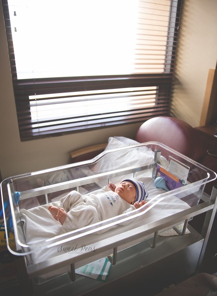 Kingman AZ Newborn Photographer Fresh 48 Session