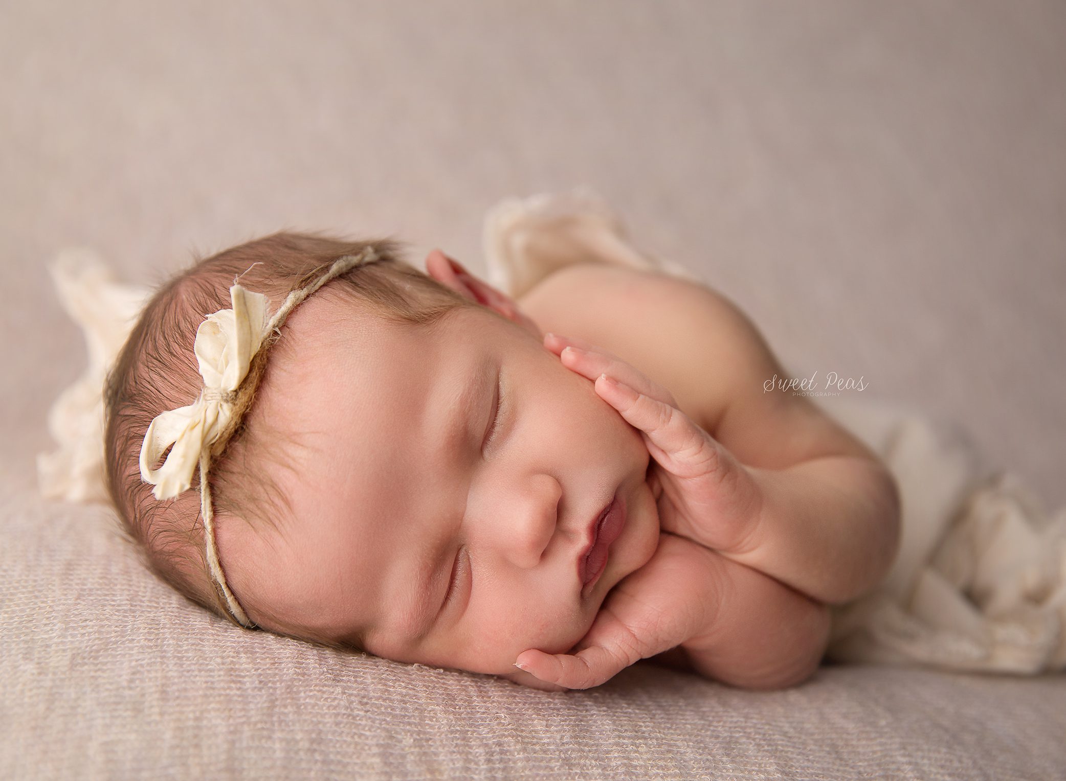 Las Vegas Newborn Photographer sweet peas photography