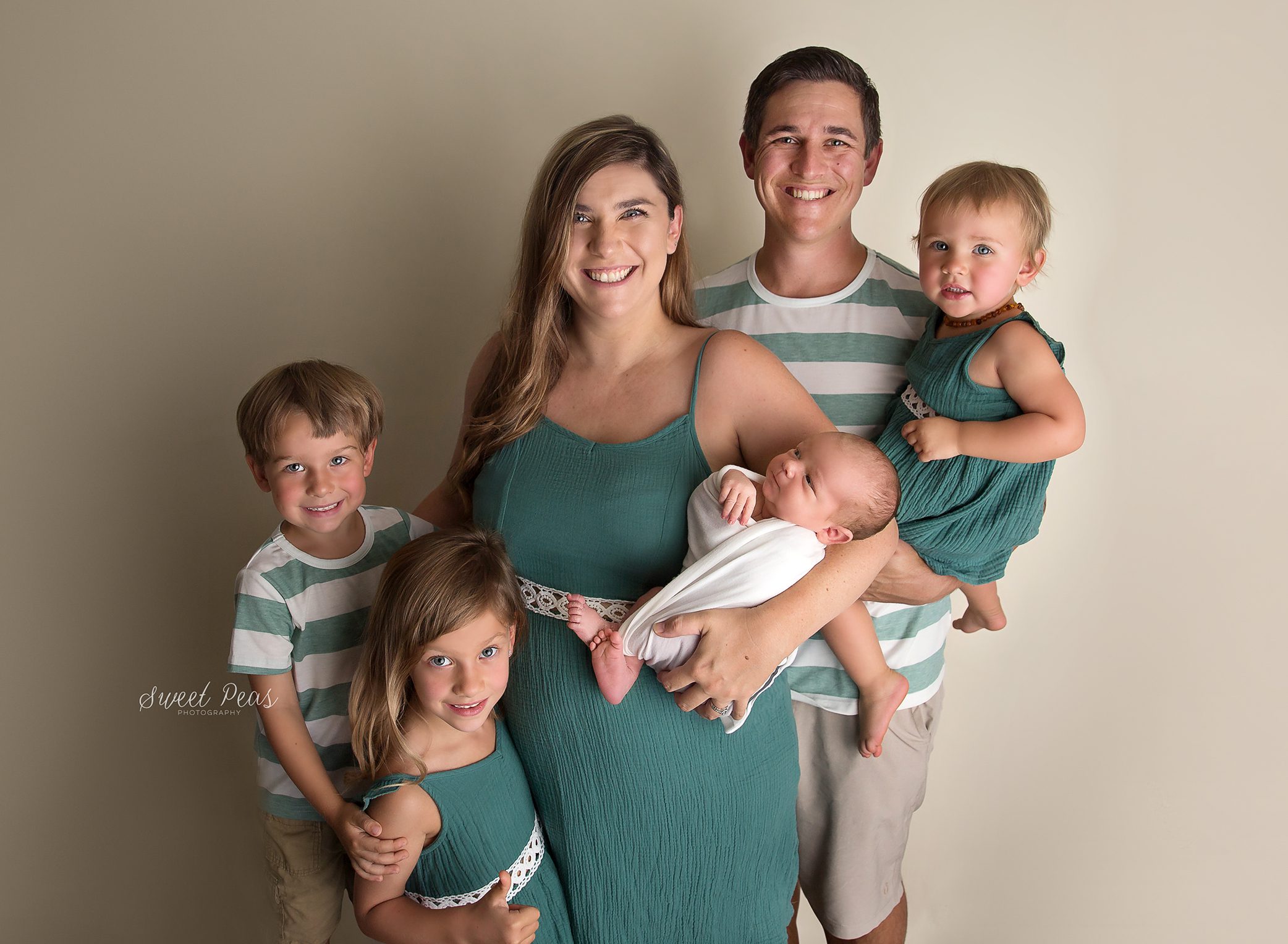 Kingman Family Newborn Photographer